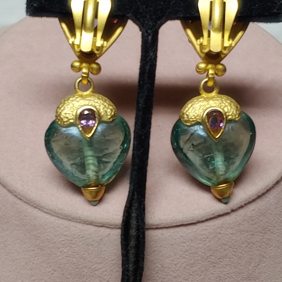Vintage Leslie Block Etruscan Glass Earrings - Picture 8 of 10
